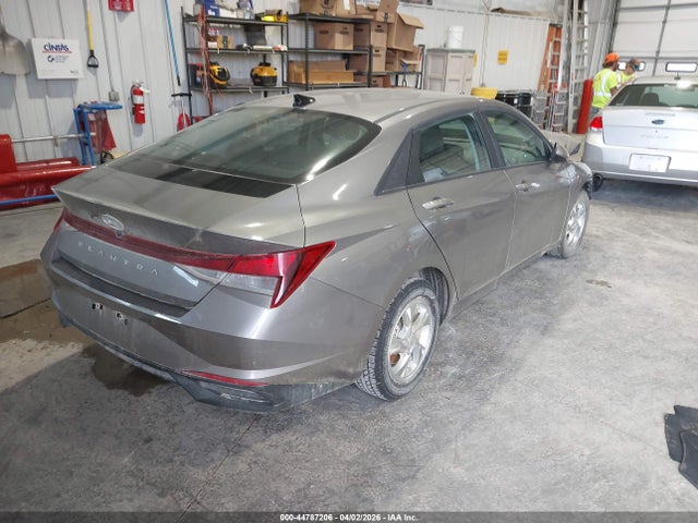 KMHLL4AG5PU545942 Hyundai ELANTRA SE