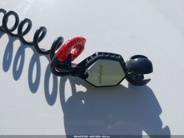 2BPSTSPG9PV000066 Ski Doo Summit X 850 E-tech