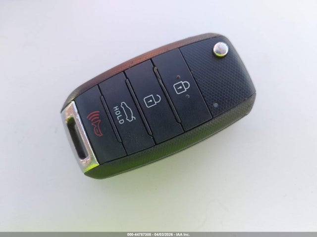 5XXGM4A74EG327223 KIA Optima Lx