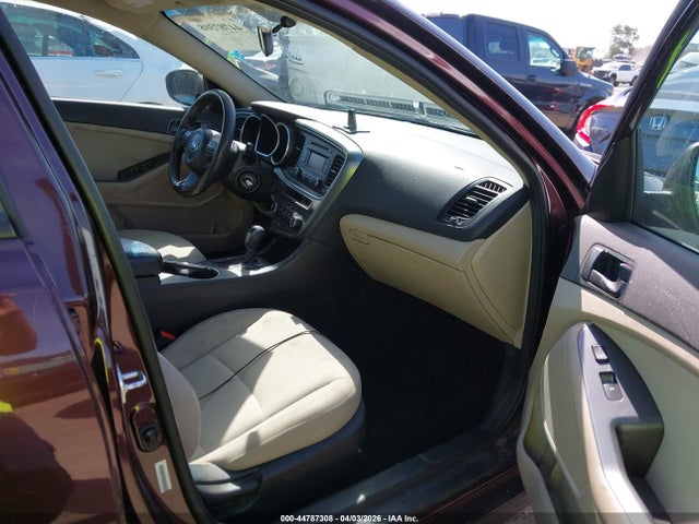 5XXGM4A74EG327223 KIA Optima Lx