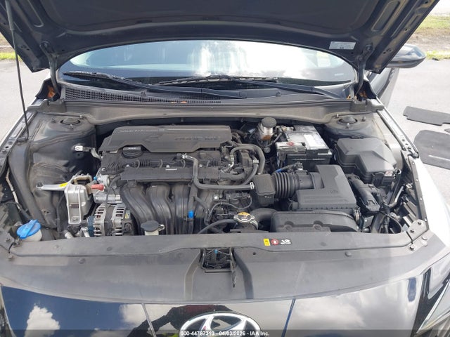 44787313 :رقم المزاد ، 5NPLM4AG6NH076627 vin ، 2022 Hyundai Elantra Sel مزاد بيع