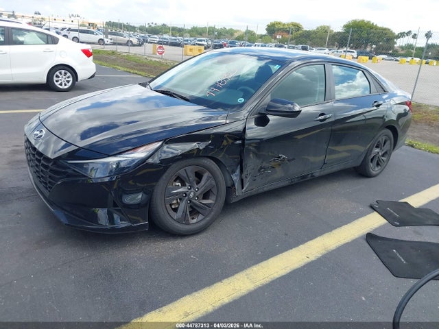 44787313 :رقم المزاد ، 5NPLM4AG6NH076627 vin ، 2022 Hyundai Elantra Sel مزاد بيع