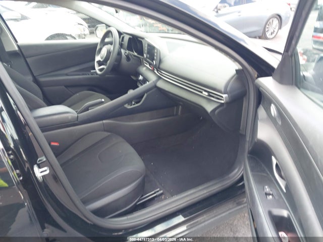 44787313 :رقم المزاد ، 5NPLM4AG6NH076627 vin ، 2022 Hyundai Elantra Sel مزاد بيع