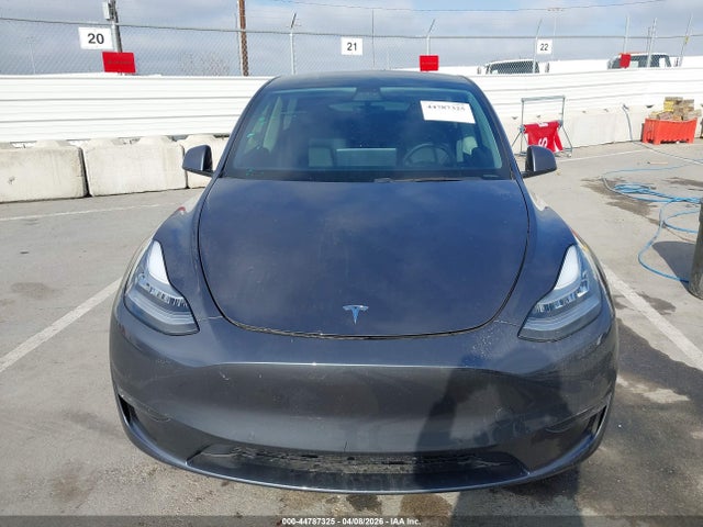 5YJYGDEEXMF083373 Tesla Model Y Long Range Dual Motor All-wheel Drive