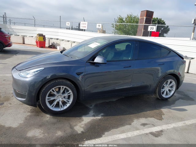 5YJYGDEEXMF083373 Tesla Model Y Long Range Dual Motor All-wheel Drive