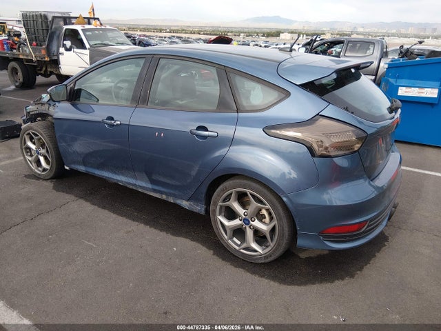 1FADP3L97JL233422 Ford FOCUS ST