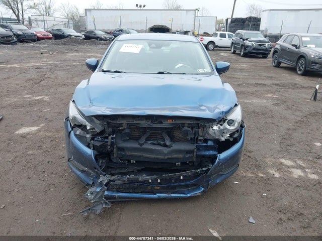 3MZBN1L38JM226207 Mazda Mazda3 Touring
