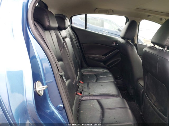 3MZBN1L38JM226207 Mazda Mazda3 Touring