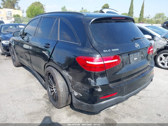 WDC0G4JB9KV183692 Mercedes-Benz GLC 300
