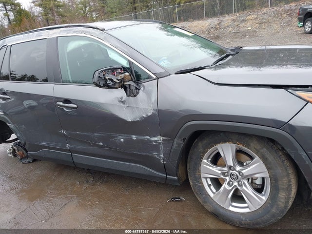 2T3P1RFV0RW446984 Toyota Rav4 Xle