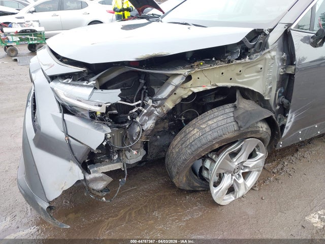 2T3P1RFV0RW446984 Toyota Rav4 Xle