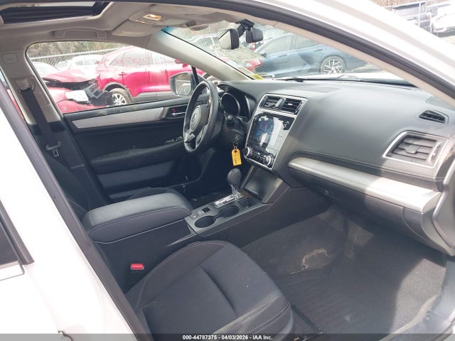 2018 SUBARU LEGACY 4S3BNAH69J3043227 Photo 4