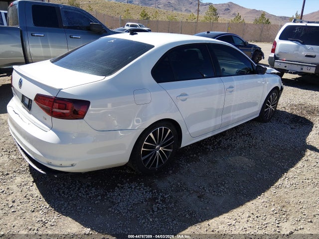 3VWD17AJ2GM229041 Volkswagen Jetta 1.8t Sport