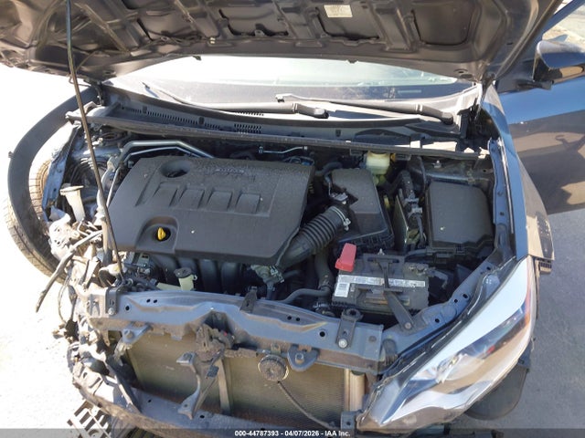 44787393 :رقم المزاد ، 5YFBURHE4FP341367 vin ، 2015 Toyota Corolla Le Plus مزاد بيع