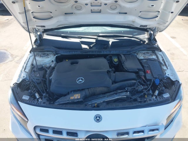 WDCTG4GB2LU027747 Mercedes-Benz Gla 250 4matic
