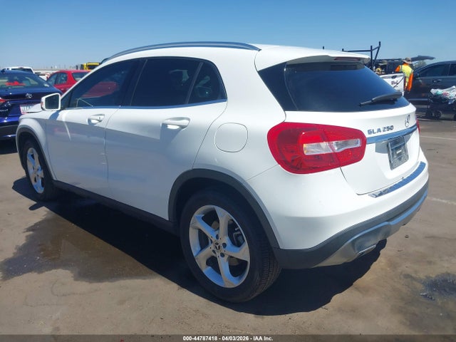 WDCTG4GB2LU027747 Mercedes-Benz Gla 250 4matic