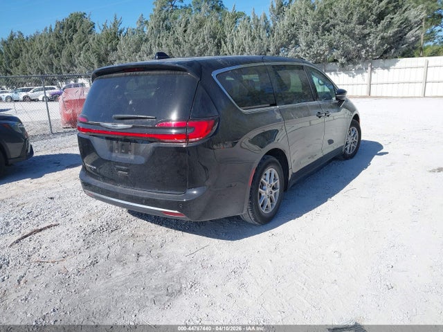2025 CHRYSLER PACIFICA 2C4RC1BG1SR506850 Photo 3
