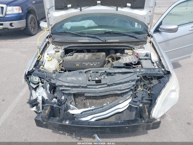 Продажа на аукционе авто 2011 Chrysler 200 Lx, vin: 1C3BC4FB3BN538380, номер лота: 44787458