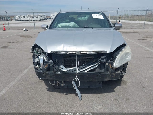 Продажа на аукционе авто 2011 Chrysler 200 Lx, vin: 1C3BC4FB3BN538380, номер лота: 44787458