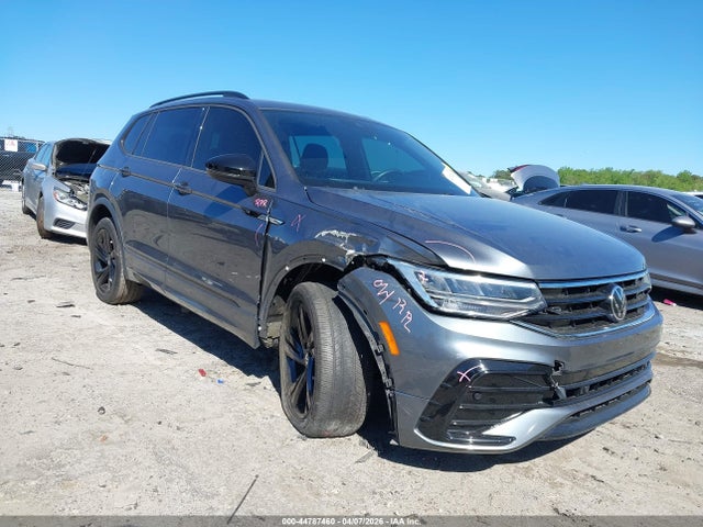 44787460 :رقم المزاد ، 3VVCB7AX9PM090687 vin ، 2023 Volkswagen Tiguan 2.0t Se R-line Black مزاد بيع