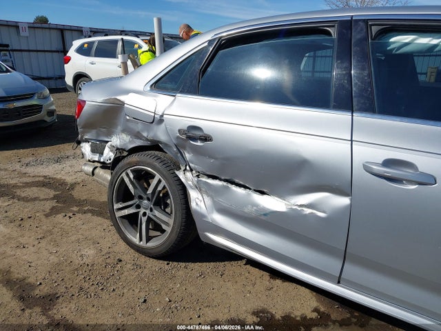 WAUENAF43HN063676 Audi A4 2.0t Premium