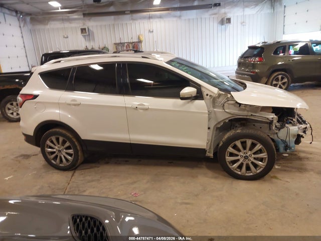 Продажа на аукционе авто 2017 Ford Escape Titanium, vin: 1FMCU9J94HUD57846, номер лота: 44787471
