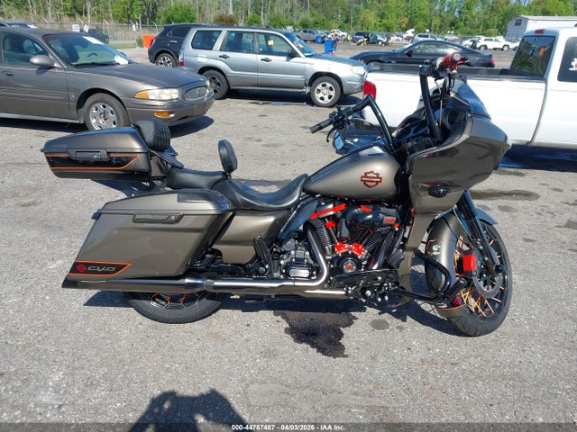 Harley-Davidson FLTRXSE 2021 1HD1TCL11MB952869 Image 12