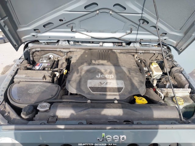 1C4BJWDGXFL693120 Jeep Wrangler Unlimited Sport