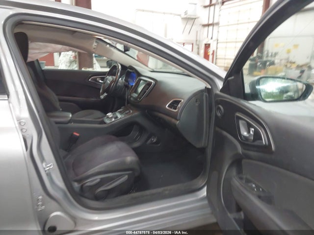 Auction sale of the 2015 Chrysler 200 Limited, vin: 1C3CCCAB2FN627370, lot number: 44787578