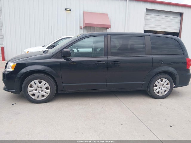 2C4RDGBG2JR312911 Dodge Grand Caravan Se