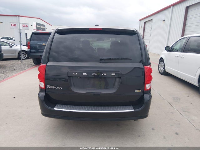 2C4RDGBG2JR312911 Dodge Grand Caravan Se
