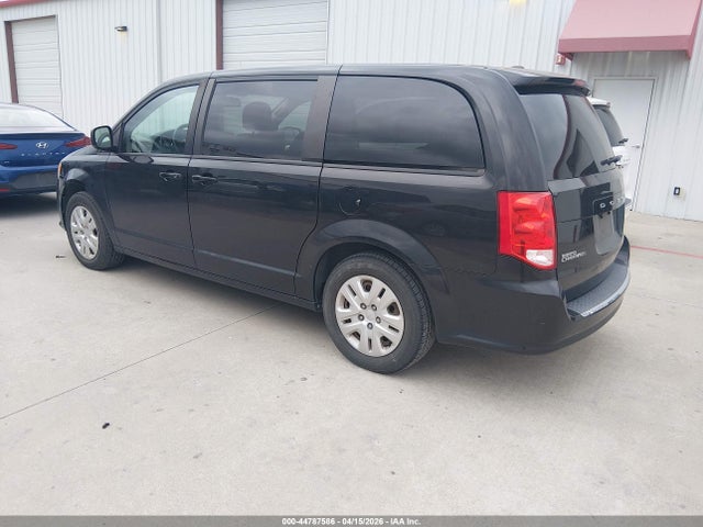 2C4RDGBG2JR312911 Dodge Grand Caravan Se