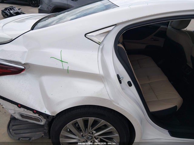 Продаж на аукціоні авто 2020 Lexus Es 300h Ultra Luxury, vin: 58AF21B1XLU007085, номер лоту: 44787599