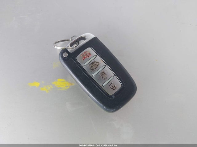 44787601 :رقم المزاد ، 5NPEC4AC0DH592506 vin ، 2013 Hyundai Sonata Limited مزاد بيع
