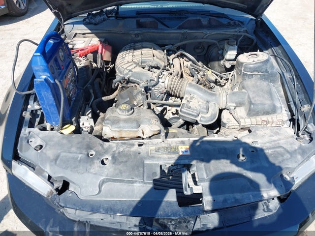44787618 :رقم المزاد ، 1ZVBP8AM4C5258921 vin ، 2012 Ford Mustang V6 Premium مزاد بيع
