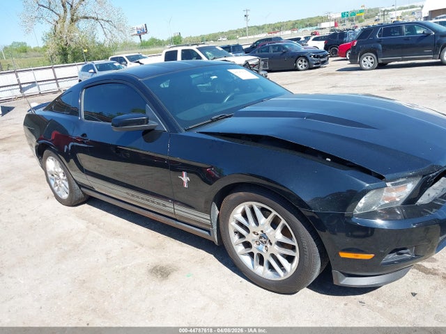 44787618 :رقم المزاد ، 1ZVBP8AM4C5258921 vin ، 2012 Ford Mustang V6 Premium مزاد بيع