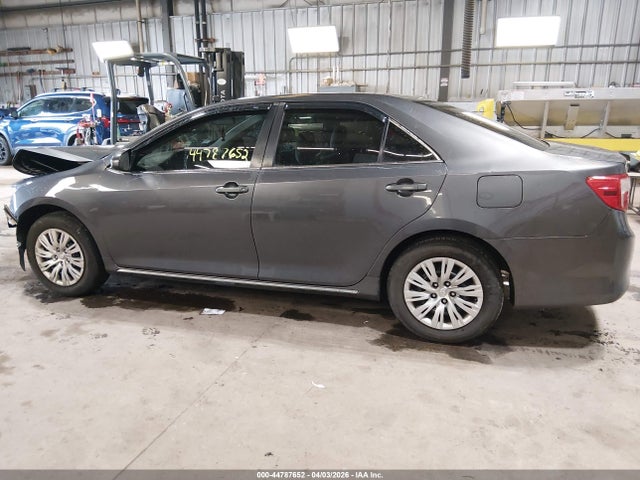 2012 Toyota Camry Le მანქანა იყიდება აუქციონზე, vin: 4T4BF1FK9CR243083, აუქციონის ნომერი: 44787652