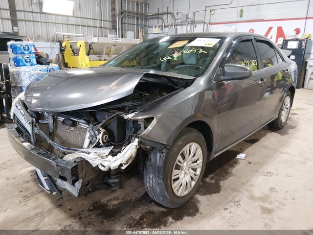 2012 Toyota Camry Le მანქანა იყიდება აუქციონზე, vin: 4T4BF1FK9CR243083, აუქციონის ნომერი: 44787652