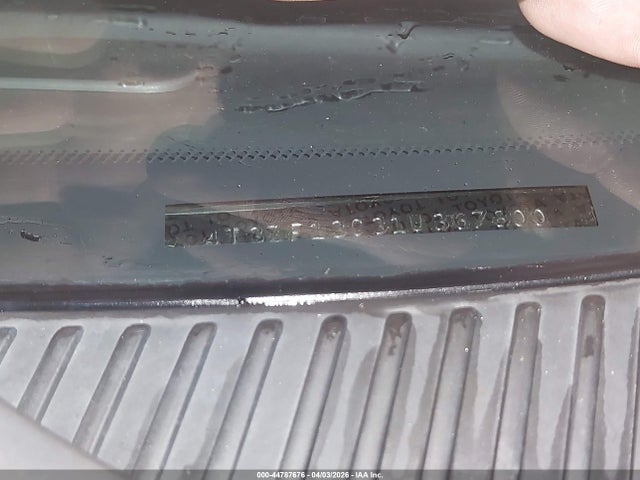 44787676 :رقم المزاد ، 4T3ZF13C31U367800 vin ، 2001 Toyota Sienna Le مزاد بيع