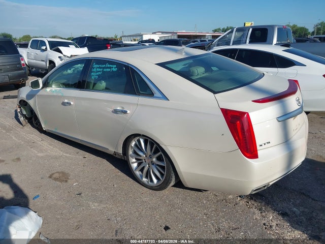 2014 Cadillac Xts Platinum მანქანა იყიდება აუქციონზე, vin: 2G61S5S33E9125447, აუქციონის ნომერი: 44787703