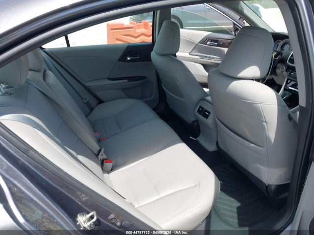 44787732 :رقم المزاد ، 1HGCR3F99HA027926 vin ، 2017 Honda Accord Touring V6 مزاد بيع