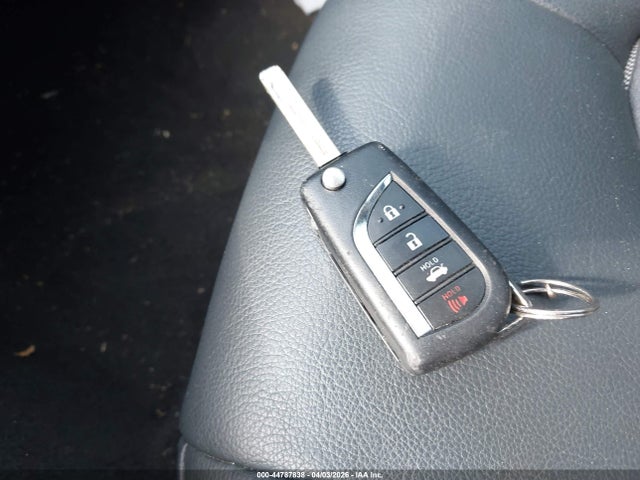 4T1B11HK9KU830131 Toyota CAMRY SE