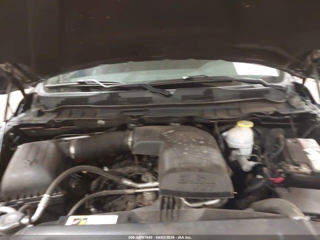 44787840 :رقم المزاد ، 1C6RR7GG9KS617288 vin ، 2019 Ram 1500 Classic Warlock  4x4 6'4 Box مزاد بيع