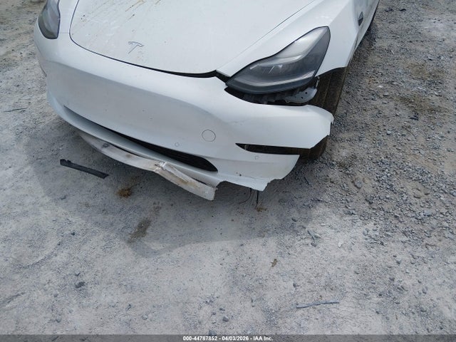 5YJ3E1EB9NF179243 Tesla Model 3 Long Range Dual Motor All-wheel Drive