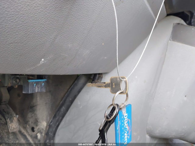 2013 Ford E-150 Commercial მანქანა იყიდება აუქციონზე, vin: 1FTNE1EW8DDB12022, აუქციონის ნომერი: 44787897