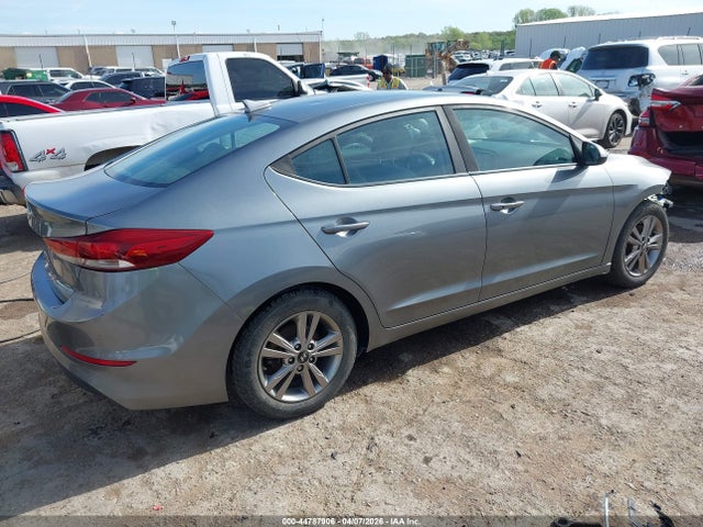 44787906 :رقم المزاد ، KMHD84LFXJU450715 vin ، 2018 Hyundai Elantra Value Edition مزاد بيع