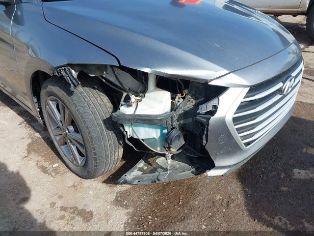 44787906 :رقم المزاد ، KMHD84LFXJU450715 vin ، 2018 Hyundai Elantra Value Edition مزاد بيع