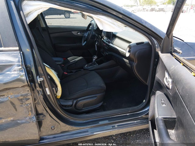 2019 Kia Forte Lxs მანქანა იყიდება აუქციონზე, vin: 3KPF24AD3KE068915, აუქციონის ნომერი: 44787923