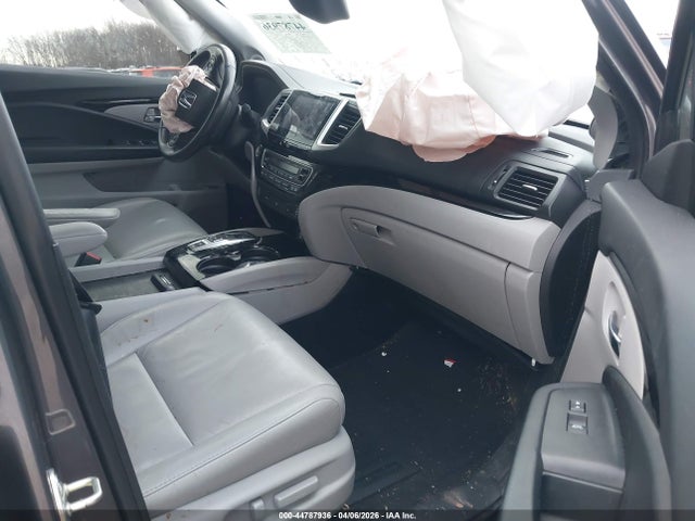 Honda Pilot Touring 2018 5FNYF6H95JB056252 Image 5