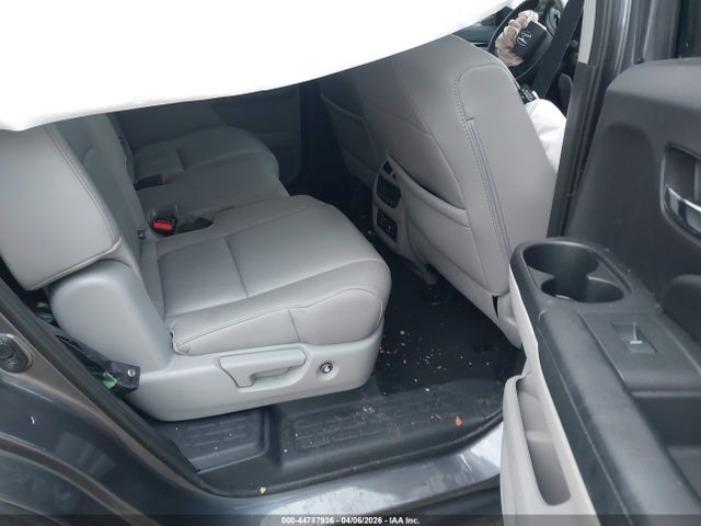 Honda Pilot Touring 2018 5FNYF6H95JB056252 Image 8